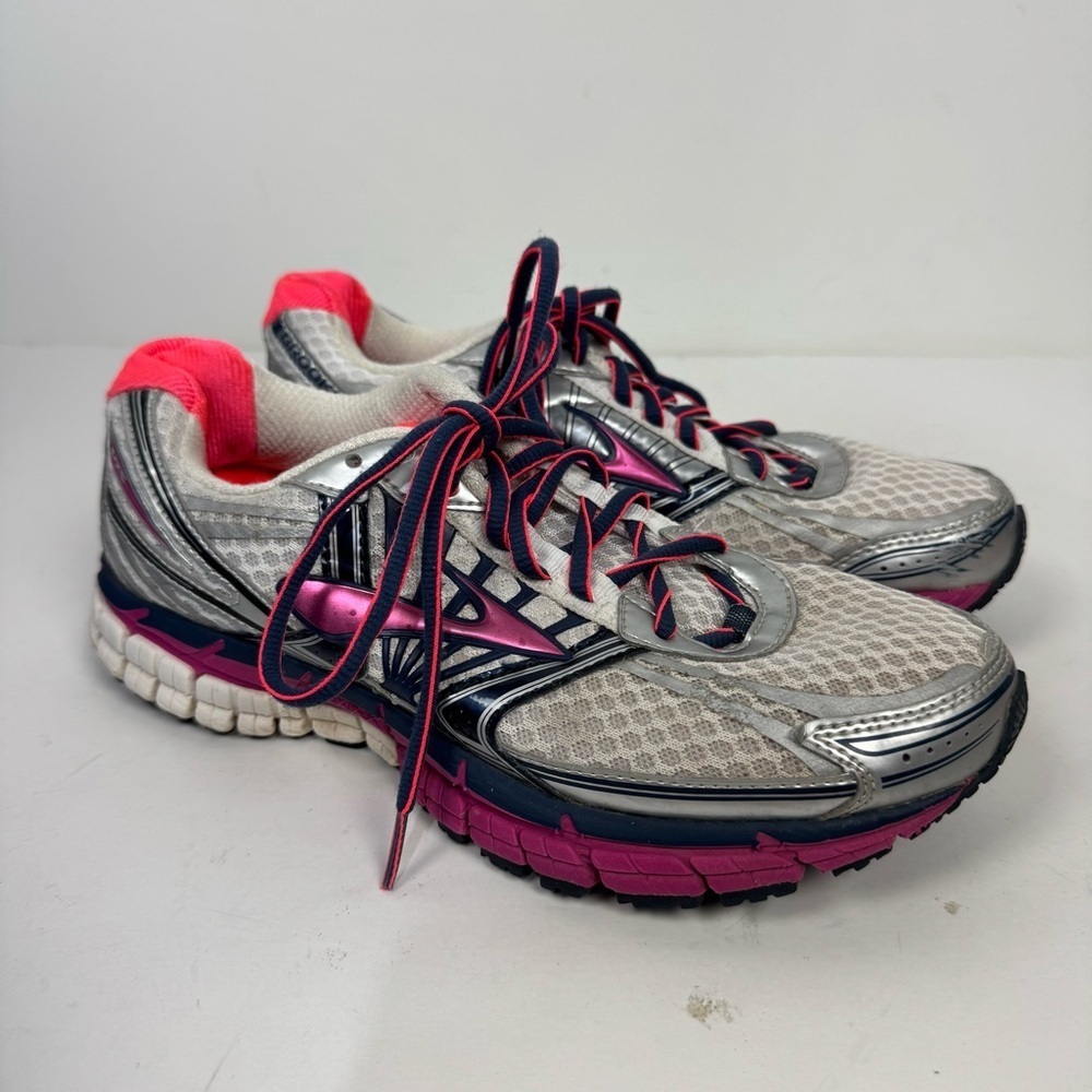 Brooks GTS 14 white & pink running shoes athletic workout